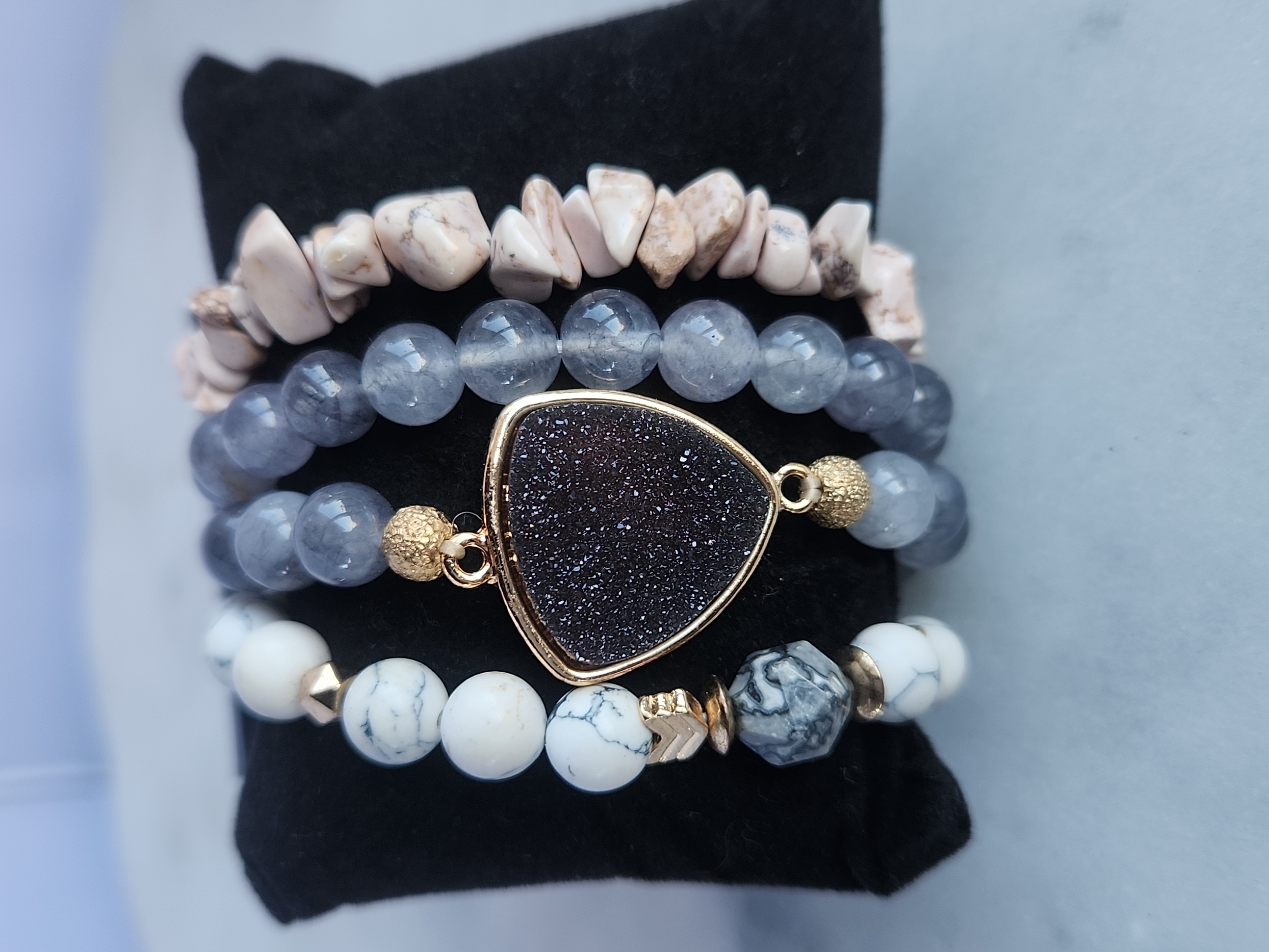 Semi-Precious Stones 4-Bracelet Set 
